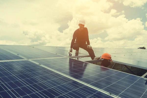 North Valley Solar Power Service: Trusted by Local Homeowners