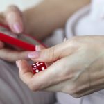 A Guide to the Pros and Cons of Overseas Casino Sites Features